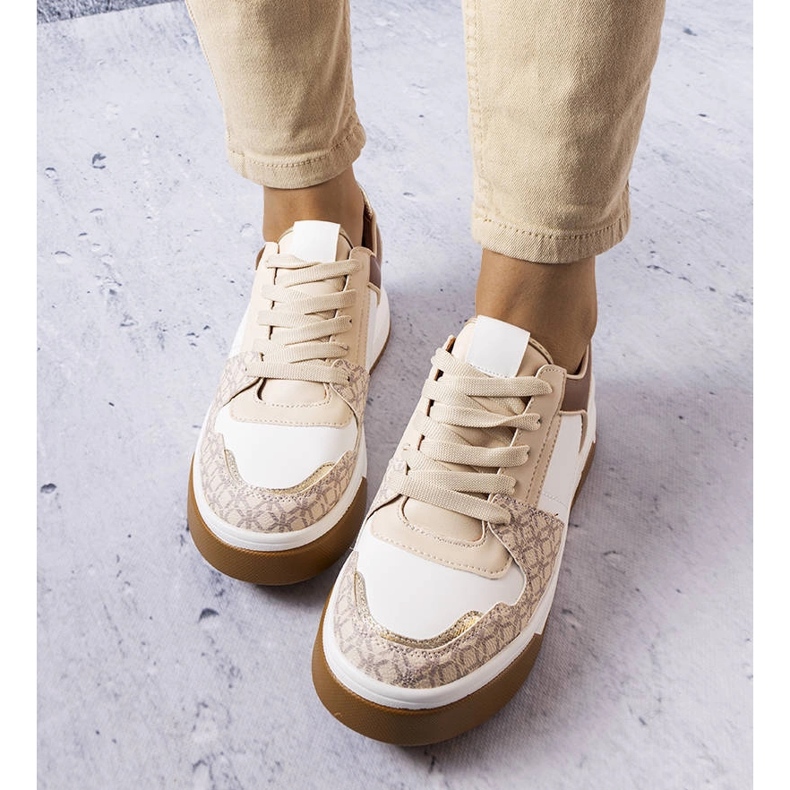 Grandbois monogrammal díszített barna tornacipő 1