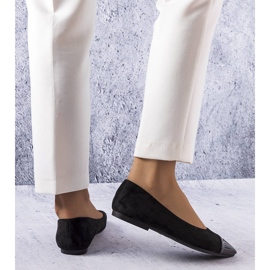 Fekete lakkozott balerinák a Thibaulttól 1