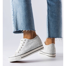 Ezüst színű alacsony ékelős tornacipő a Garceau-tól 1