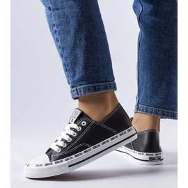 Fekete áttört tornacipő Big Star FF274023 1