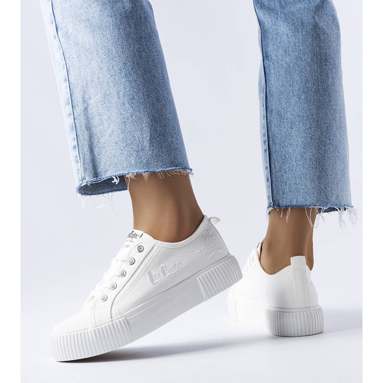 Lee Cooper LCW-23-31-1806L fehér tornacipő 1