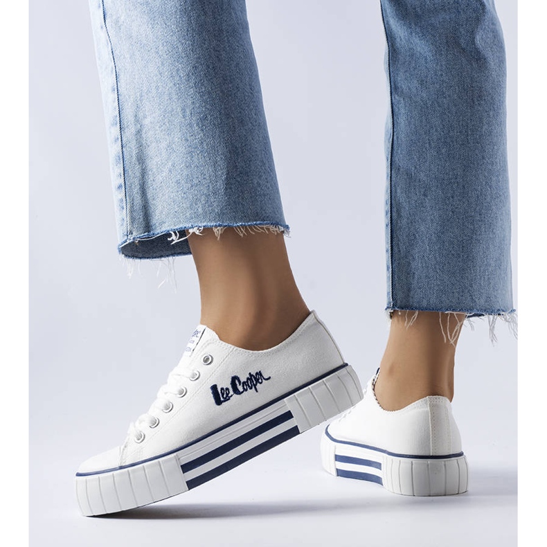 Lee Cooper LCW-23-31-1802L fehér tornacipő 1 Lee Cooper LCW-23-31-1802L fehér tornacipő 1