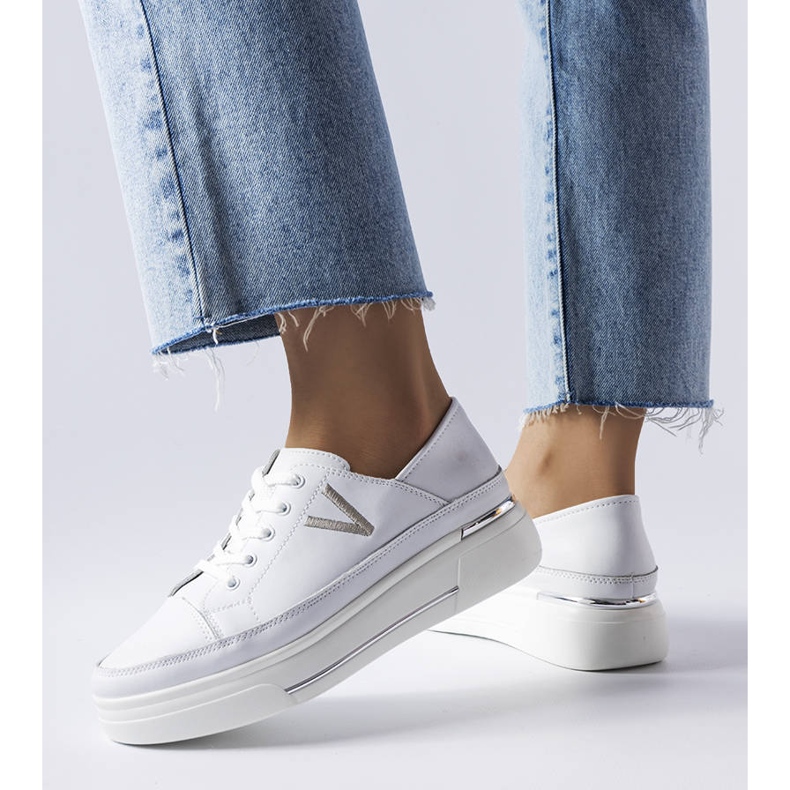 Vinceza Vincez fehér könnyű tornacipő 2