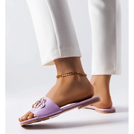 Lila elegáns csúszdák lánccal a Corbin cégtől 1