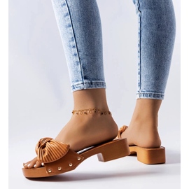 Rochefort barna alacsony sarkú csúszkák 2