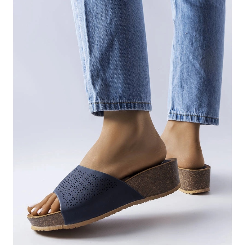 Sötétkék áttört ékes csúszkák a Bourque-tól 1