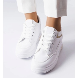 A Bonevil fehér tornacipő csillogó betétekkel 1