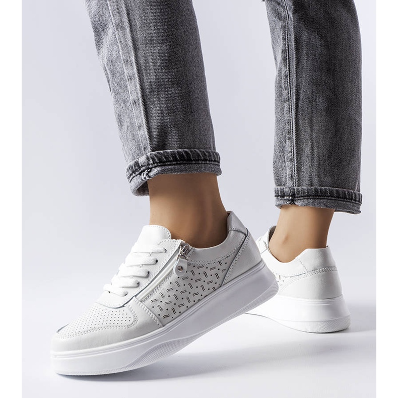 Jezzi cipzárral díszített fehér bőrcipő 1