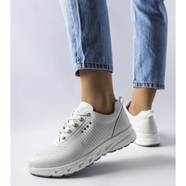 Evento Brodeur fehér áttört bőr cipő 1