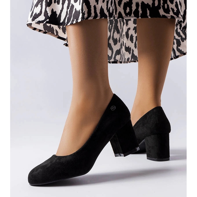 Fekete elegáns Picard pumpák 1