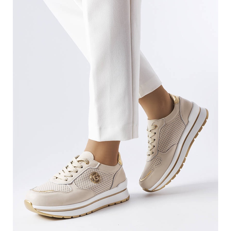 Talbot bézs áttört bőrcipő 2