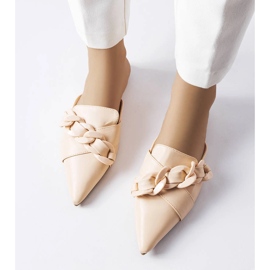 Patenaude elegáns bézs szandál lánccal 1