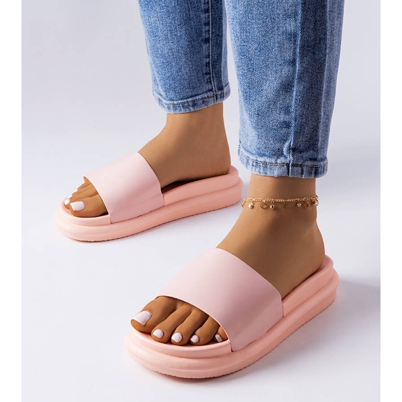 Rózsaszín papucs a Paquette platformon 1