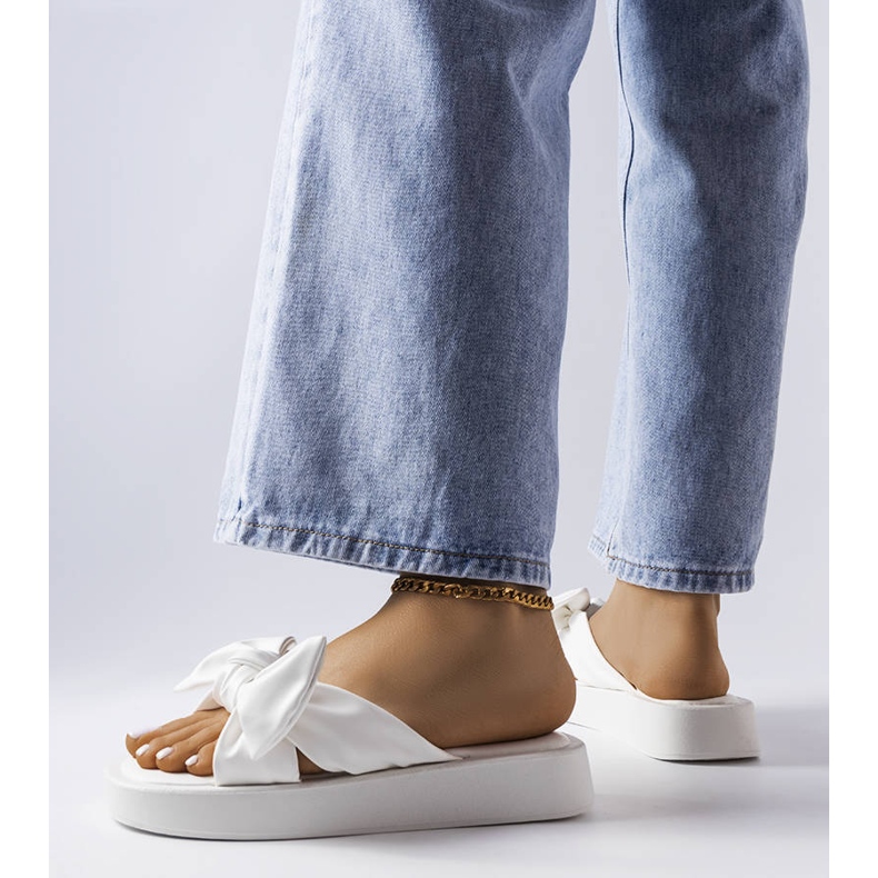 Edvard fehér platformszandál masnival 1 Edvard fehér platformszandál masnival 1