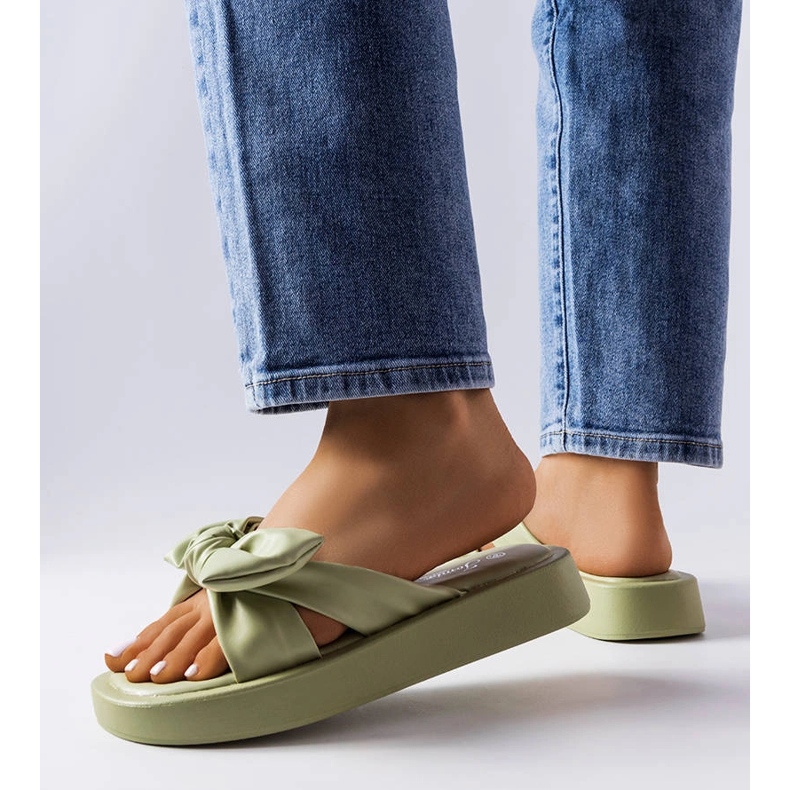 Edvard zöld platformszandál masnival 1