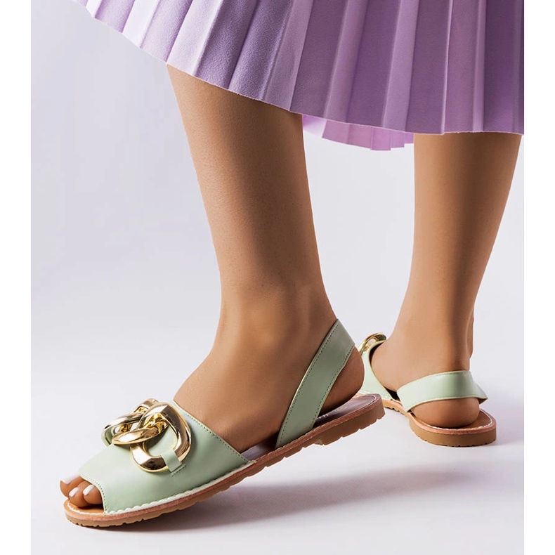 Germaine lánccal díszített zöld szandál 1