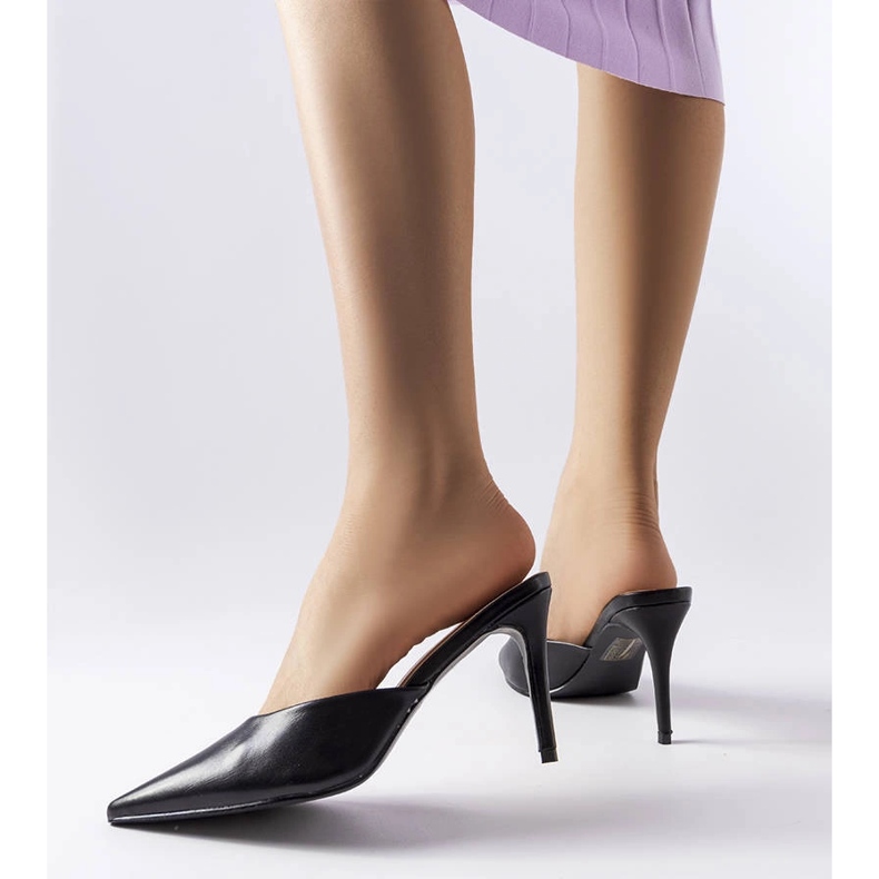 Drainer fekete sarkú csúszdák 2