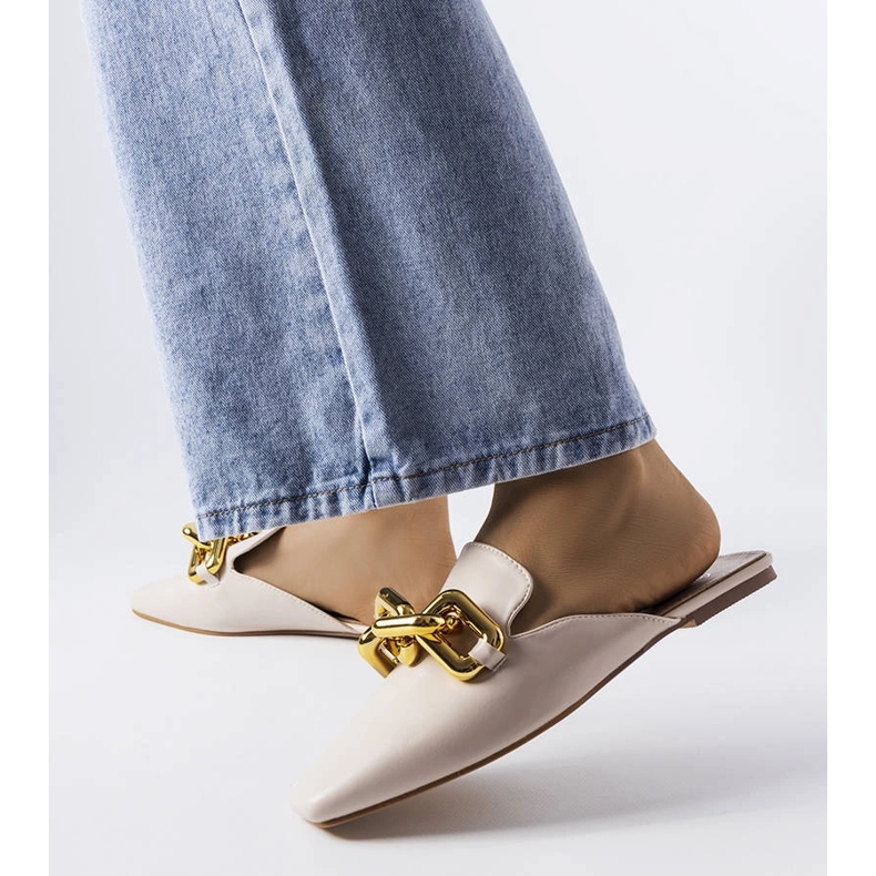 Bézs csúszkák Hickory lánccal 1