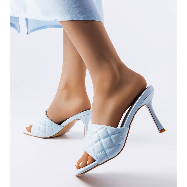 Penese kék steppelt papucsok 2