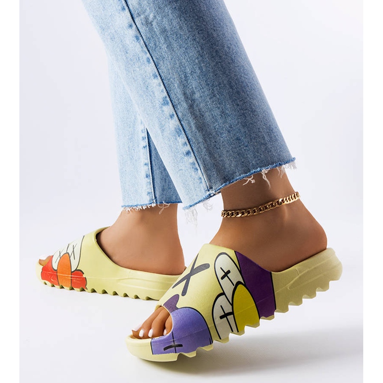 Zöld papucs nyomatokkal 2