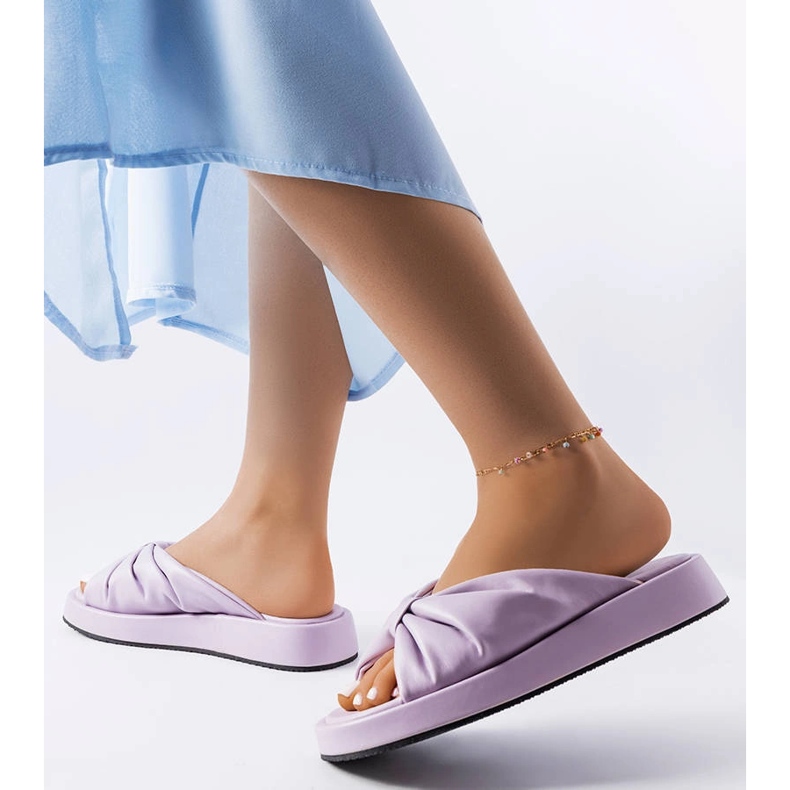 A márka lila ékszandálja Hog 2