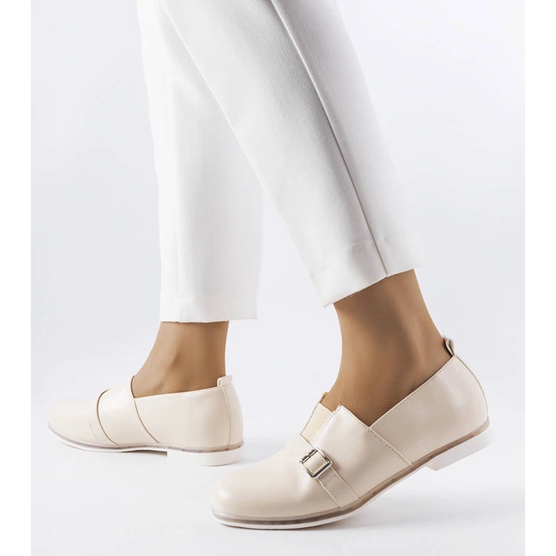 Felosa bézs brogues bőr talpbetéttel 1