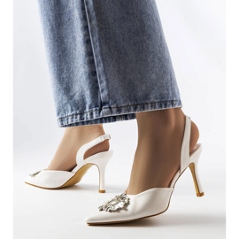 Moïse fehér strassz szivattyúk 1