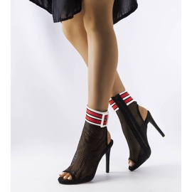 Fekete tűk hálós felsőrésszel a Glo-tól 1