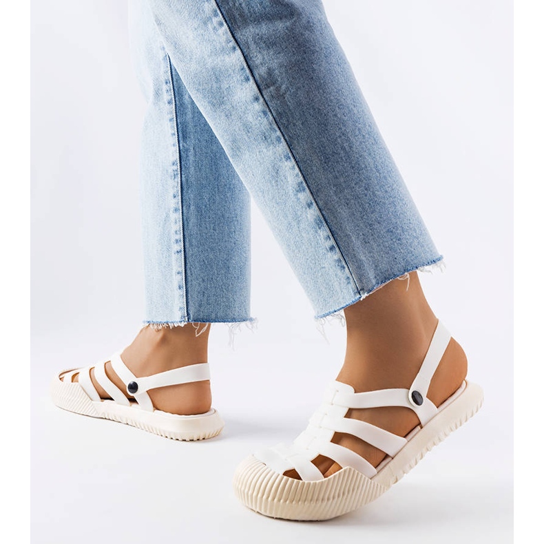 Canton fehér gumi szandál 1