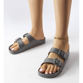 Szürke gumi csúszkák csatokkal az Eugene-tól 1 Szürke gumi csúszkák csatokkal az Eugene-tól 1