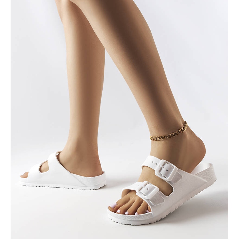 Fehér gumi csúszkák csatokkal az Eugene-tól 2 Fehér gumi csúszkák csatokkal az Eugene-tól 2