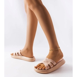 Coudert bézs színű gumipapucs 1