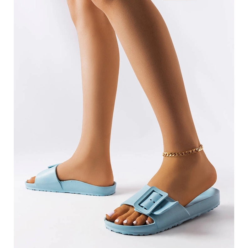 Kék gumi csúszdák csattal a Nelmtől 2