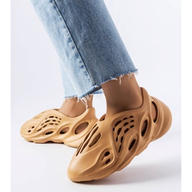 Julienne barna habszivacs papucs 1