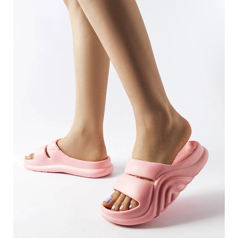 Rózsaszín gumipapucs a Geneve-től 2 Rózsaszín gumipapucs a Geneve-től 2