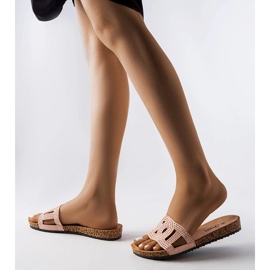 Lagacé fúvókákkal díszített rózsaszín csúszdák 2