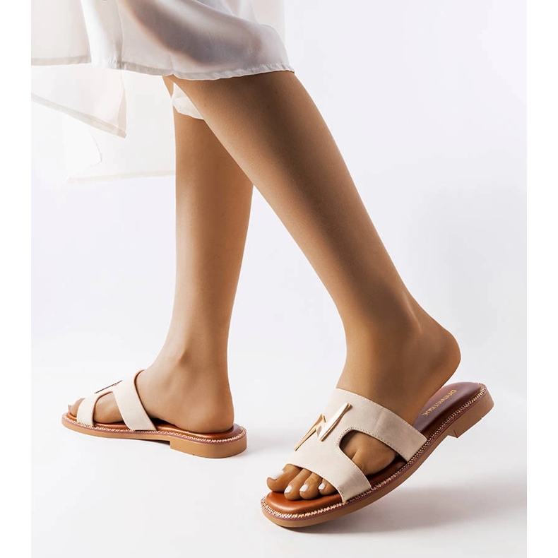 Leyra bézs lapos csúszdák 2