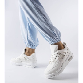 Fehér tornacipő Malas kombinált anyagokból 1