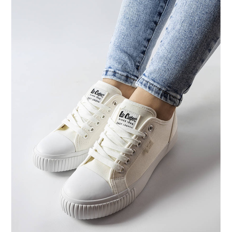 Lee Cooper LCW-22-31-0845L fehér tornacipő 1