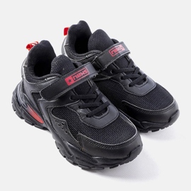 Fekete tornacipő az Ansel cégtől 1