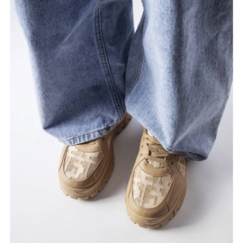 Sötétbézs színű vaskos tornacipő 1 Sötétbézs színű vaskos tornacipő 1