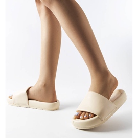 Franco bézs emelvénycsúszdák 2