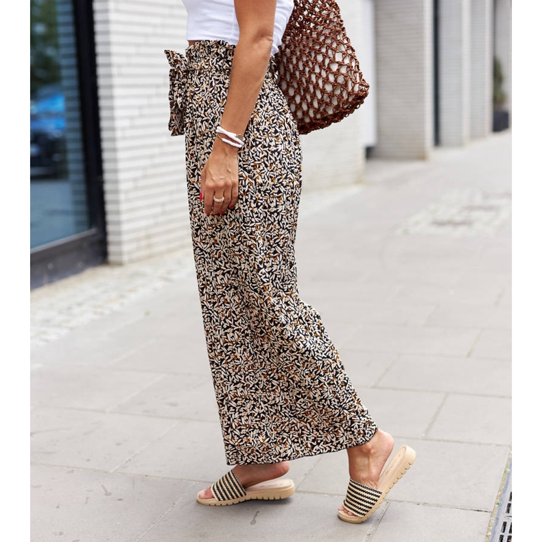 Fekete szőtt Capoville csúszdák 1 Fekete szőtt Capoville csúszdák 1