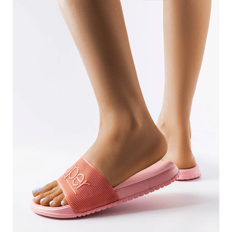 Rózsaszín gumipapucs az Azeliotól 1