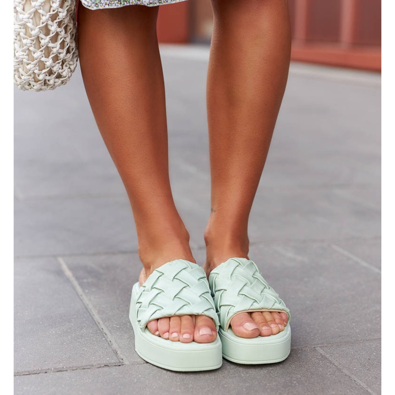 Zöld papucs az Esposito platformon 1