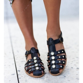 Gaetano strasszokkal díszített fekete szandál 1