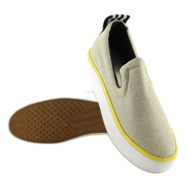 Irizáló slip-on W-3004 Gold sarokpánttal aranysárga 2