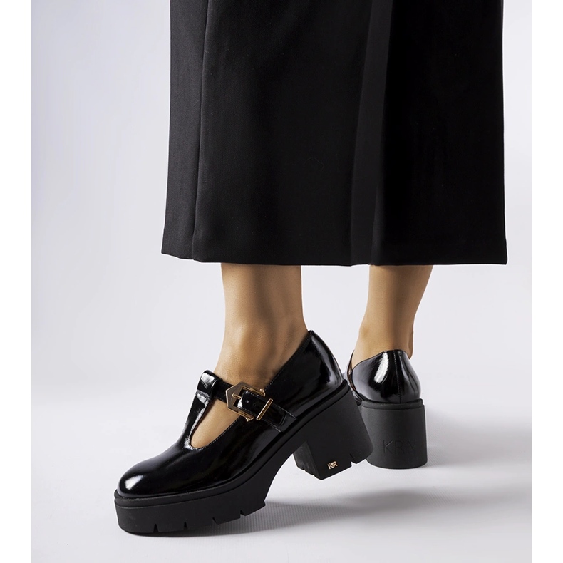 Fekete cipő Karino 4821/090-P BLACK/NAPLAK 1