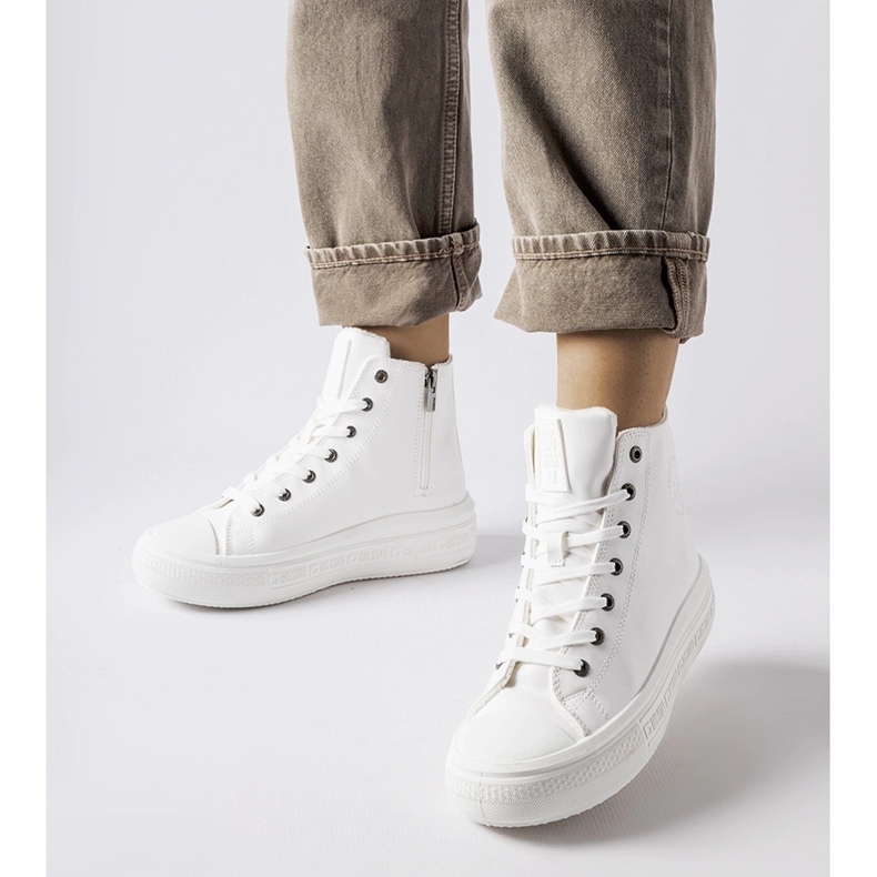 Fehér szigetelt tornacipő Big Star MM274021 1