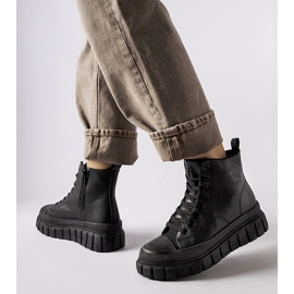 Fekete szigetelt tornacipő Big Star MM274625 1